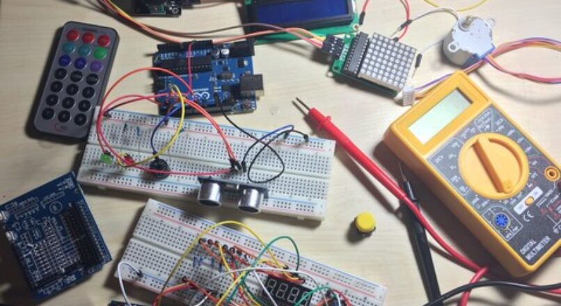 Arduino Bootcamp : Learning Through Projects