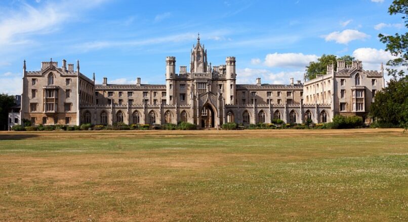How can I get in to Cambridge graduate school?